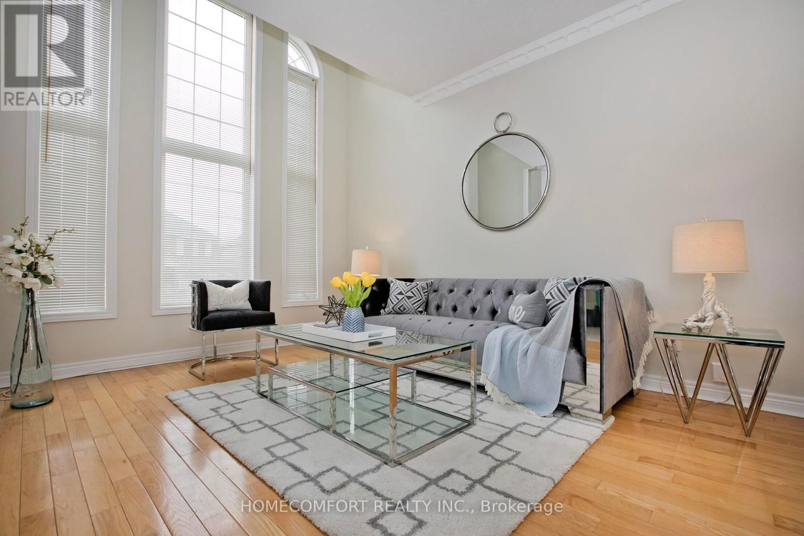 182 SIDERNO CRESCENT Image 4