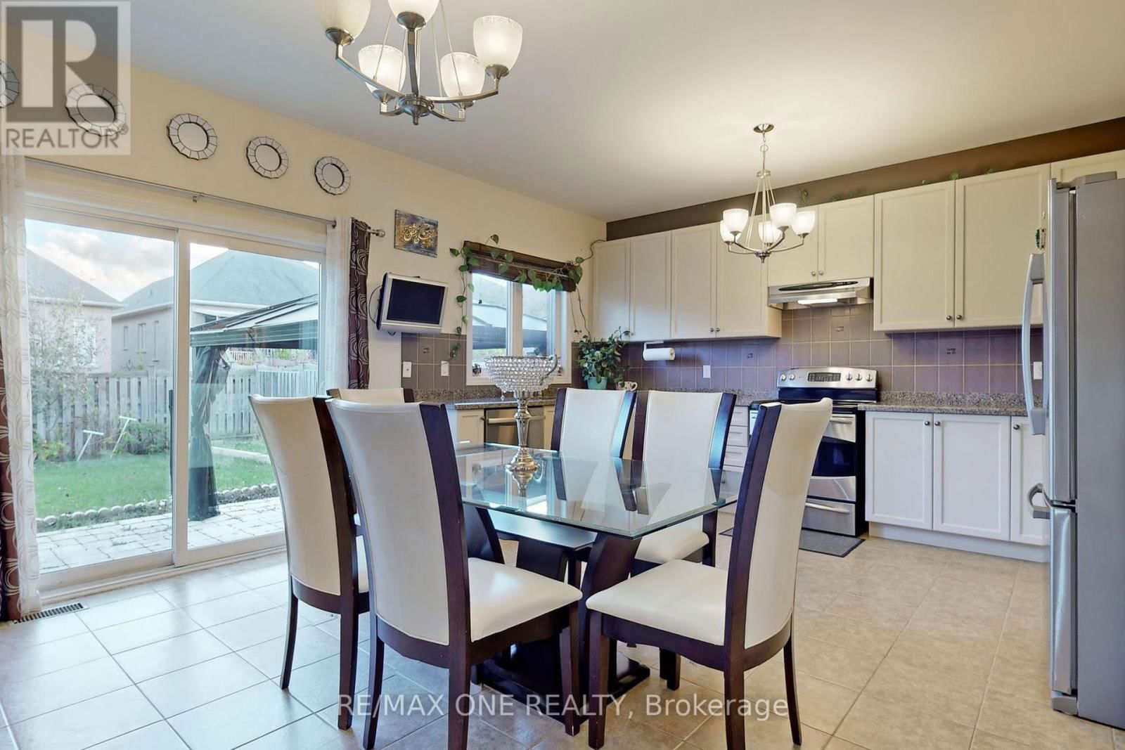 45 MAPLETON MILLS DRIVE Image 13