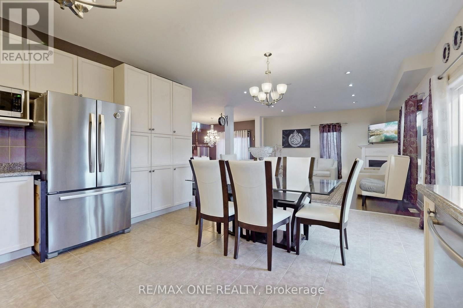 45 MAPLETON MILLS DRIVE Image 14