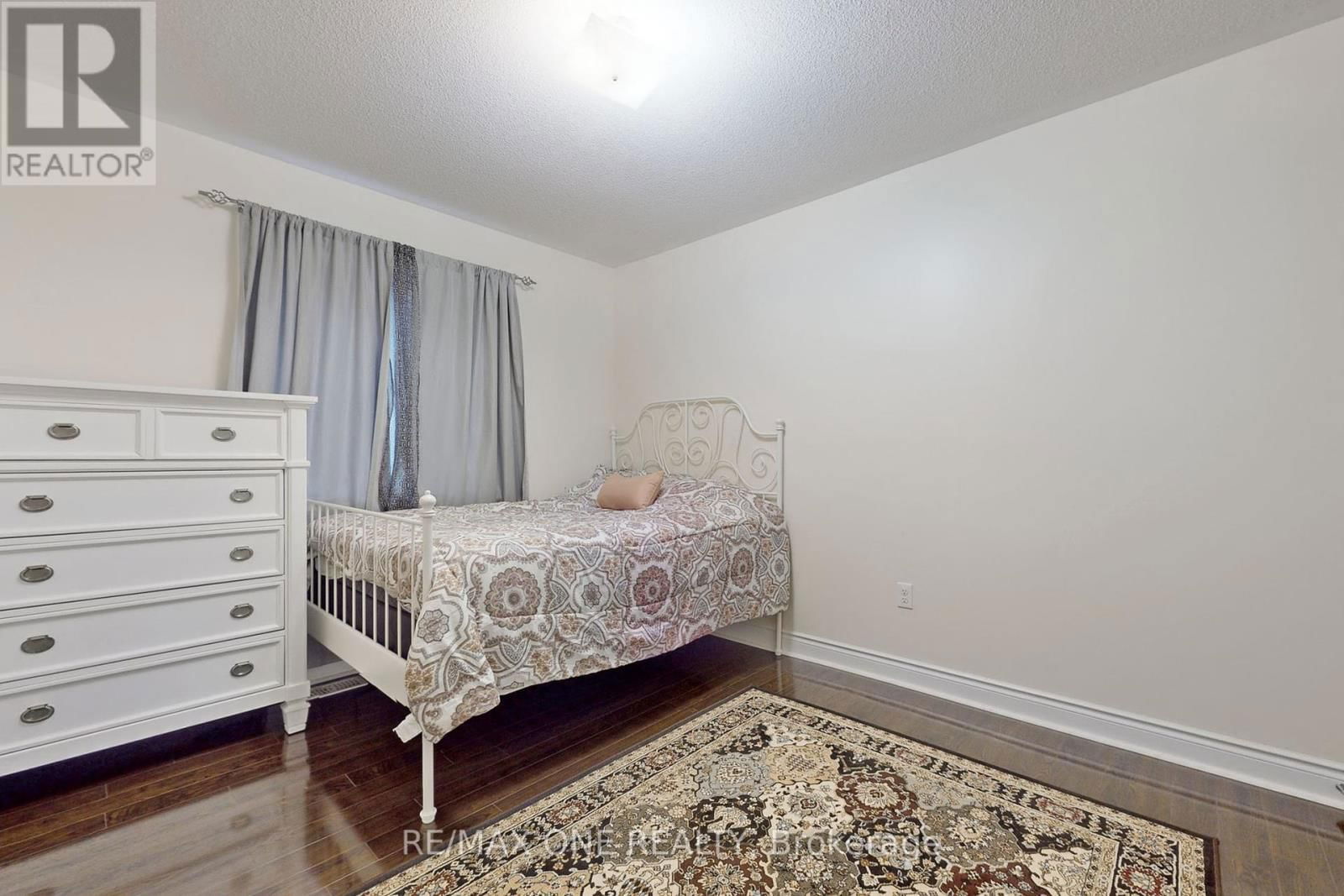 45 MAPLETON MILLS DRIVE Image 31