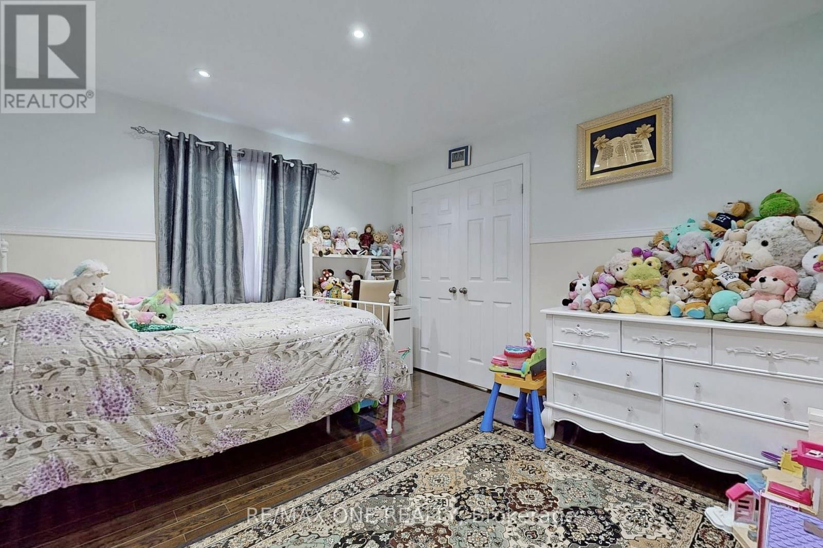 45 MAPLETON MILLS DRIVE Image 32