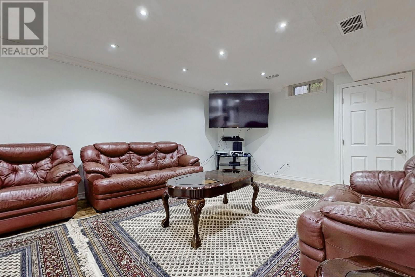 45 MAPLETON MILLS DRIVE Image 39