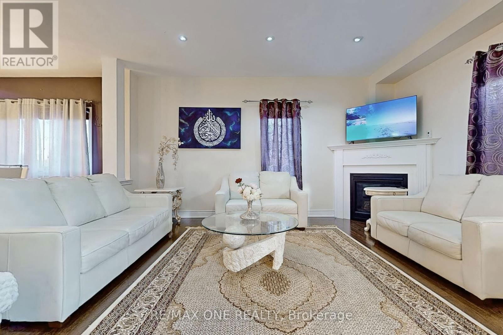 45 MAPLETON MILLS DRIVE Image 6