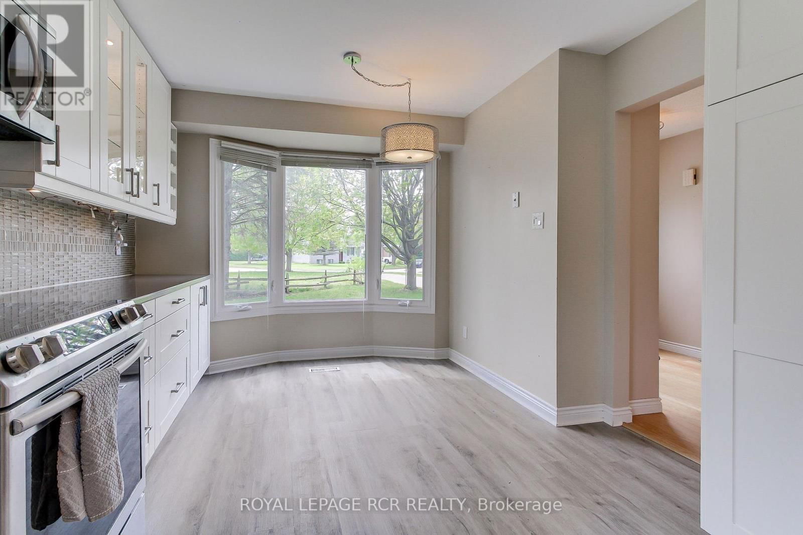 10 LEPARD CRESCENT Image 18