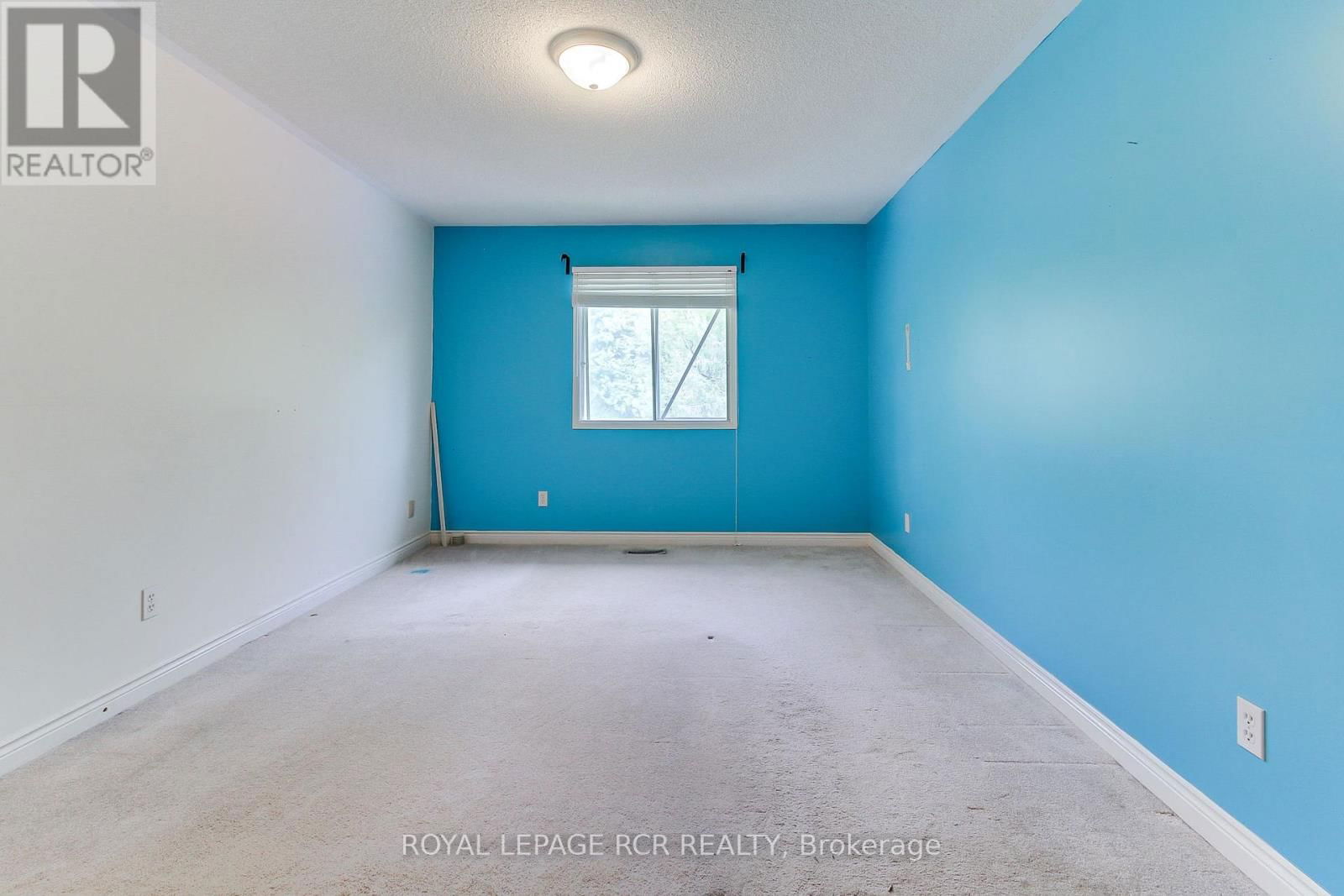 10 LEPARD CRESCENT Image 33