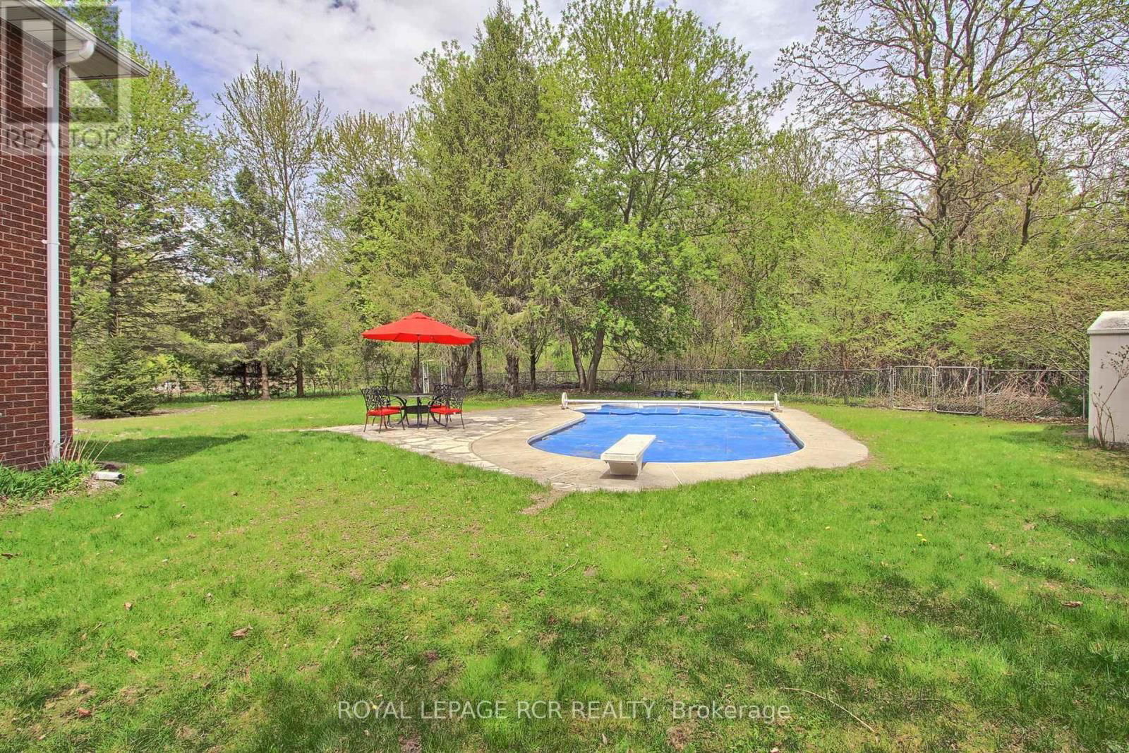 10 LEPARD CRESCENT Image 44