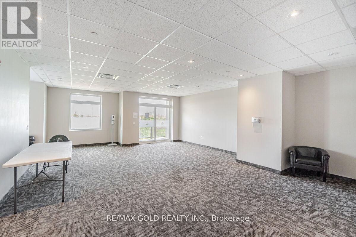 203 - 39 NEW DELHI DRIVE Image 30