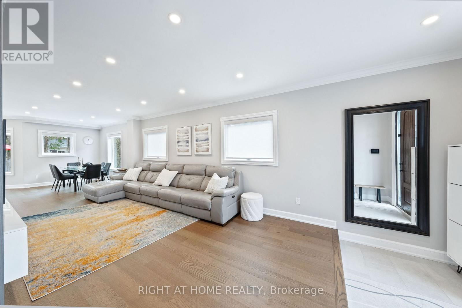 36 CRIMSON COURT Image 9