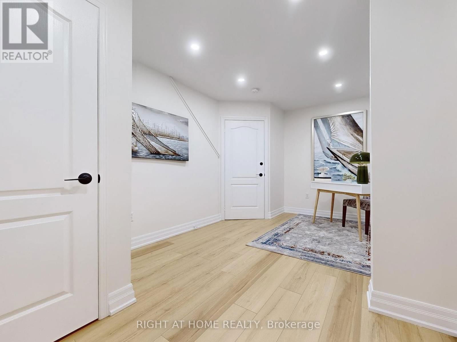 3 - 735 NEW WESTMINSTER DRIVE Image 24