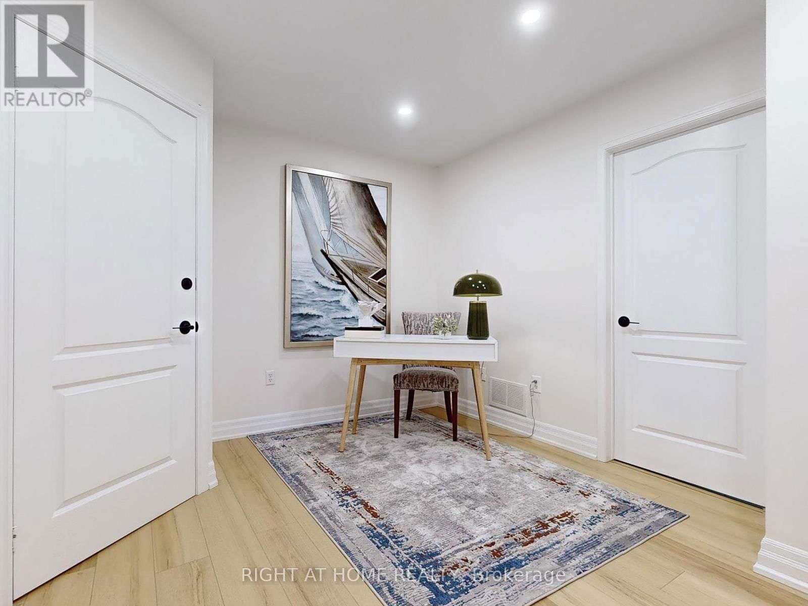 3 - 735 NEW WESTMINSTER DRIVE Image 25
