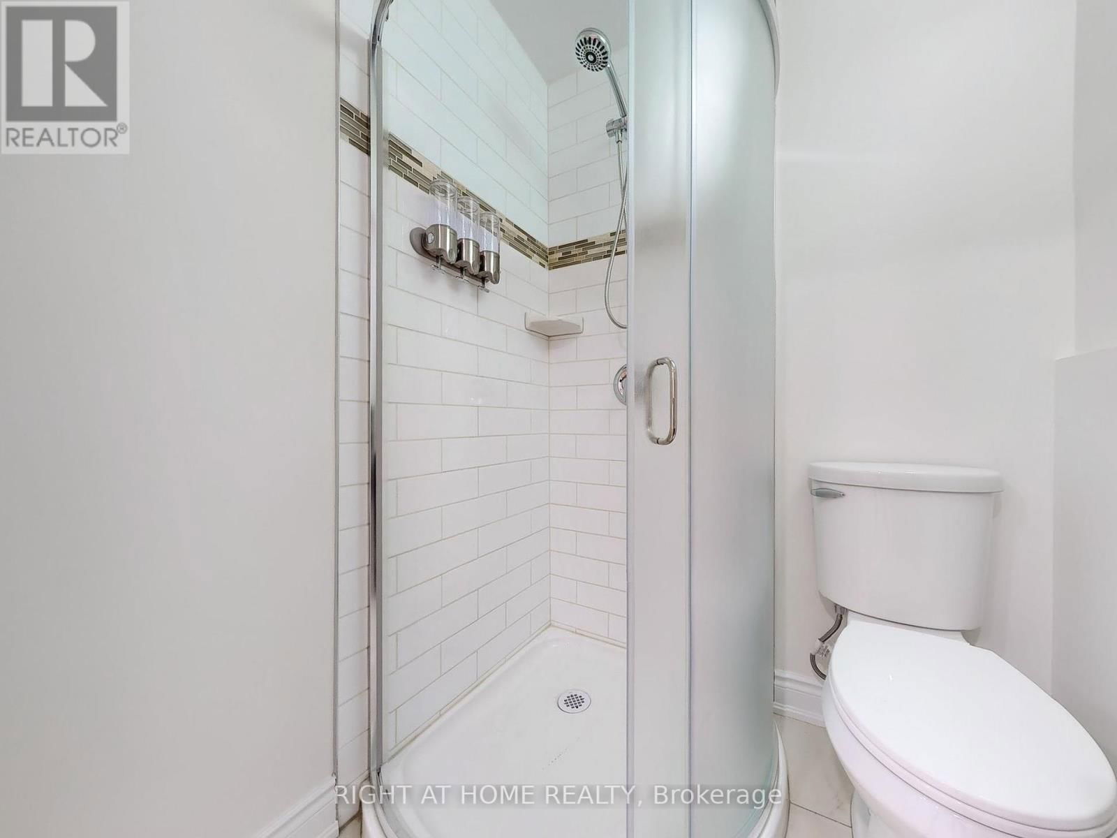 3 - 735 NEW WESTMINSTER DRIVE Image 28
