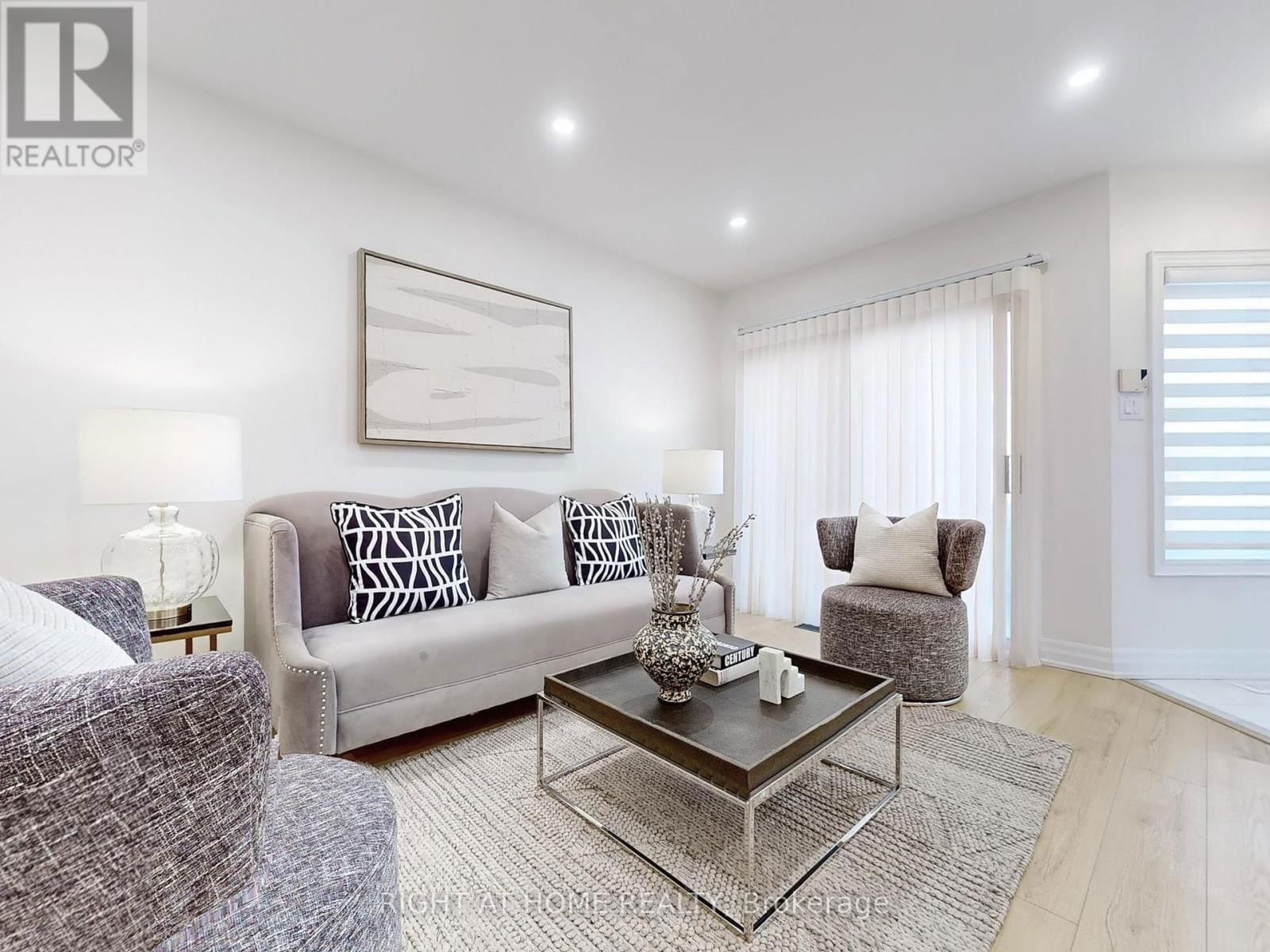 3 - 735 NEW WESTMINSTER DRIVE Image 6