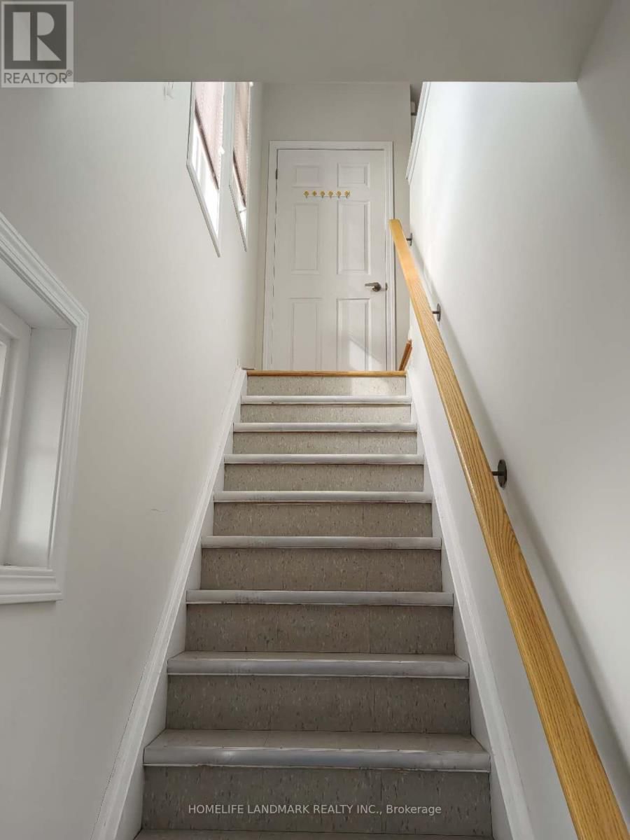 456 CORNELL CENTRE BOULEVARD Image 2