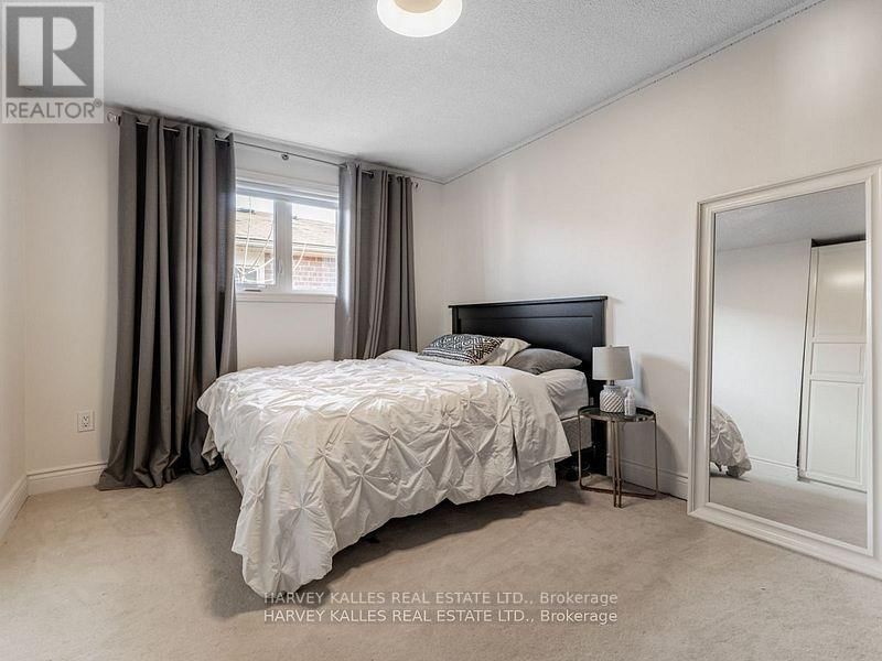 21 TAMARA DRIVE Image 26
