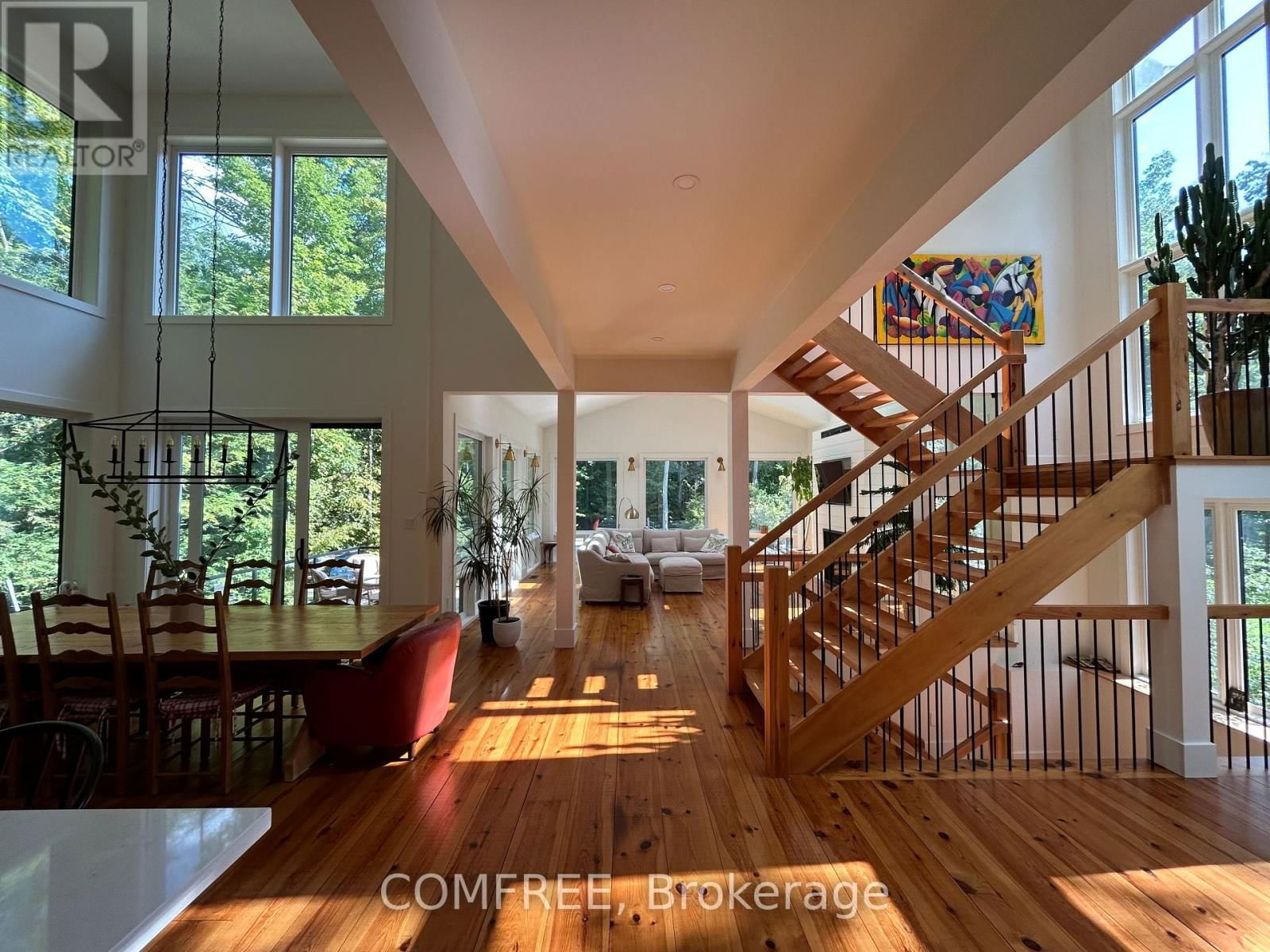 2072 WILKINSON STREET Image 17