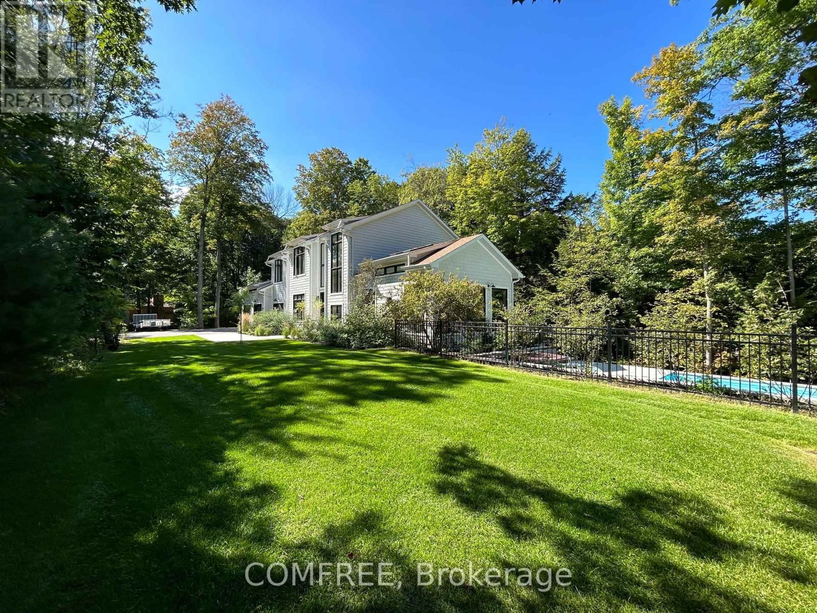 2072 WILKINSON STREET Image 3