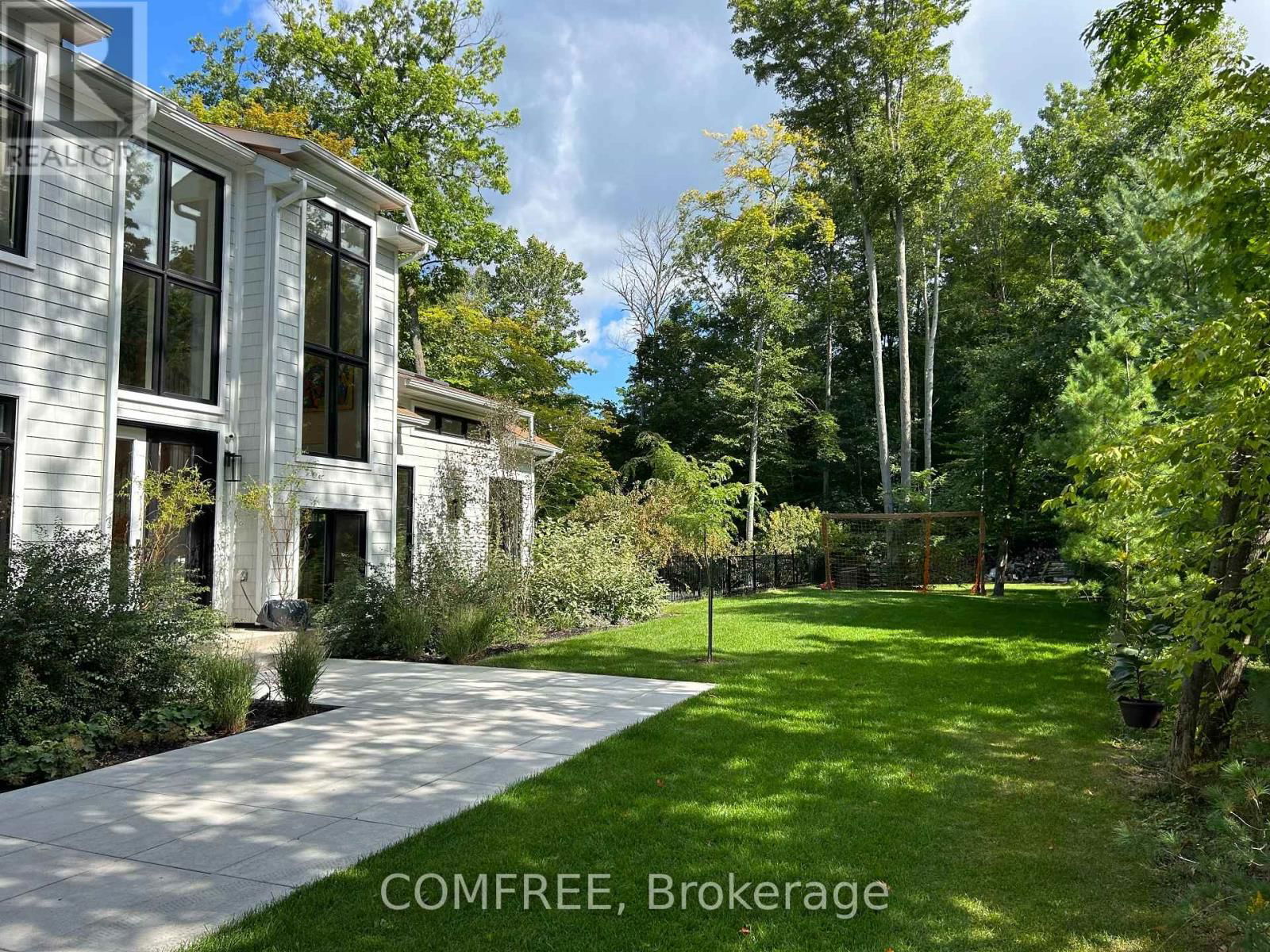 2072 WILKINSON STREET Image 5
