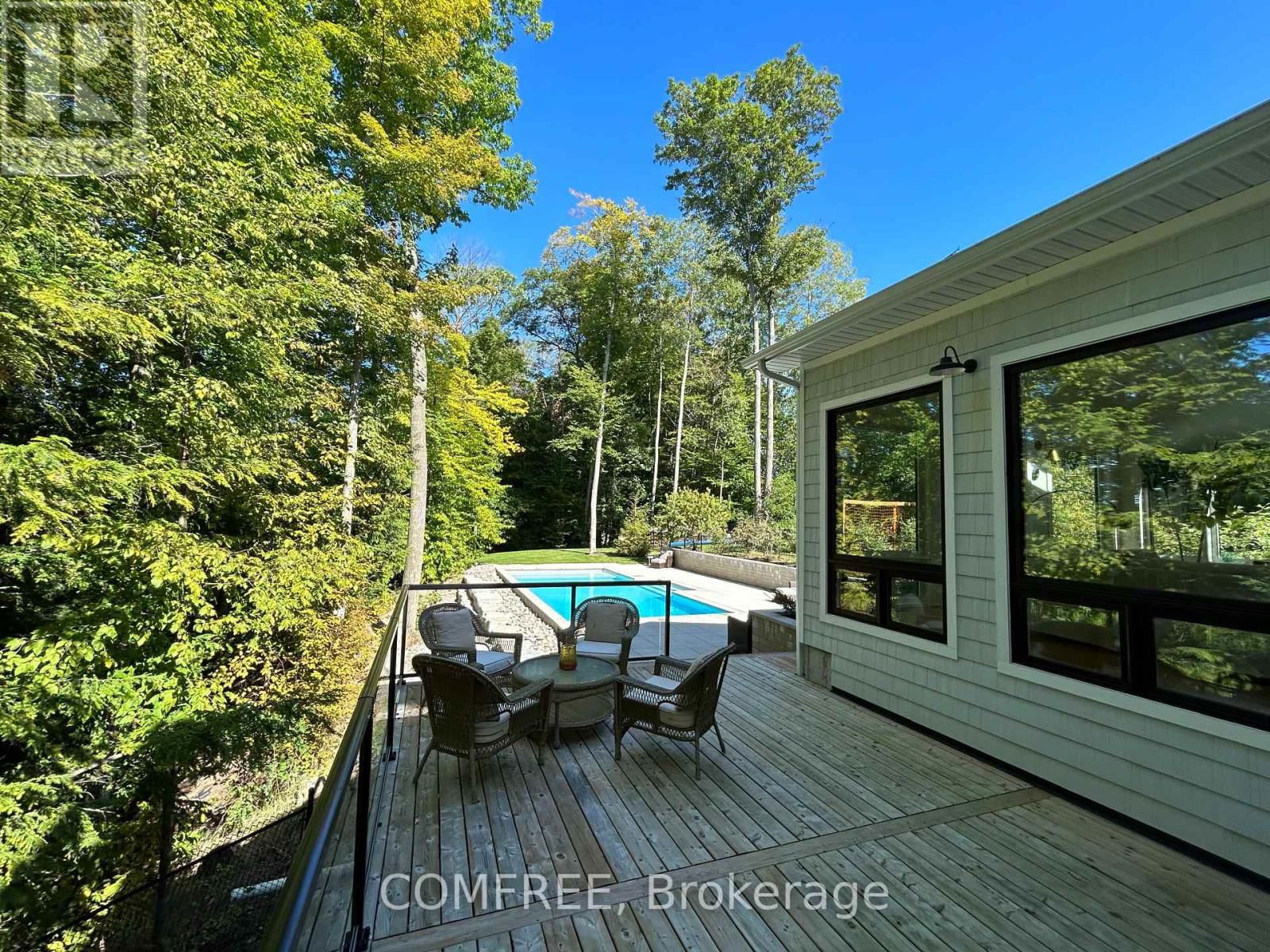 2072 WILKINSON STREET Image 8