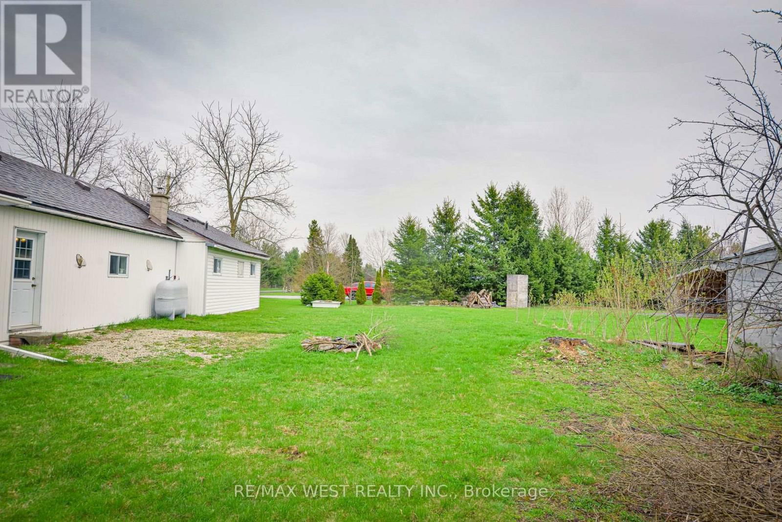 8855 WEBSTER ROAD Image 7