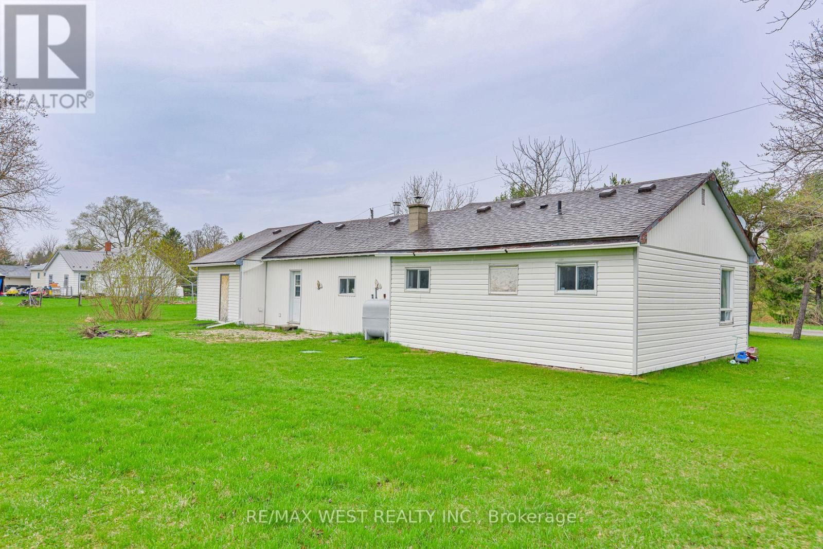 8855 WEBSTER ROAD Image 8