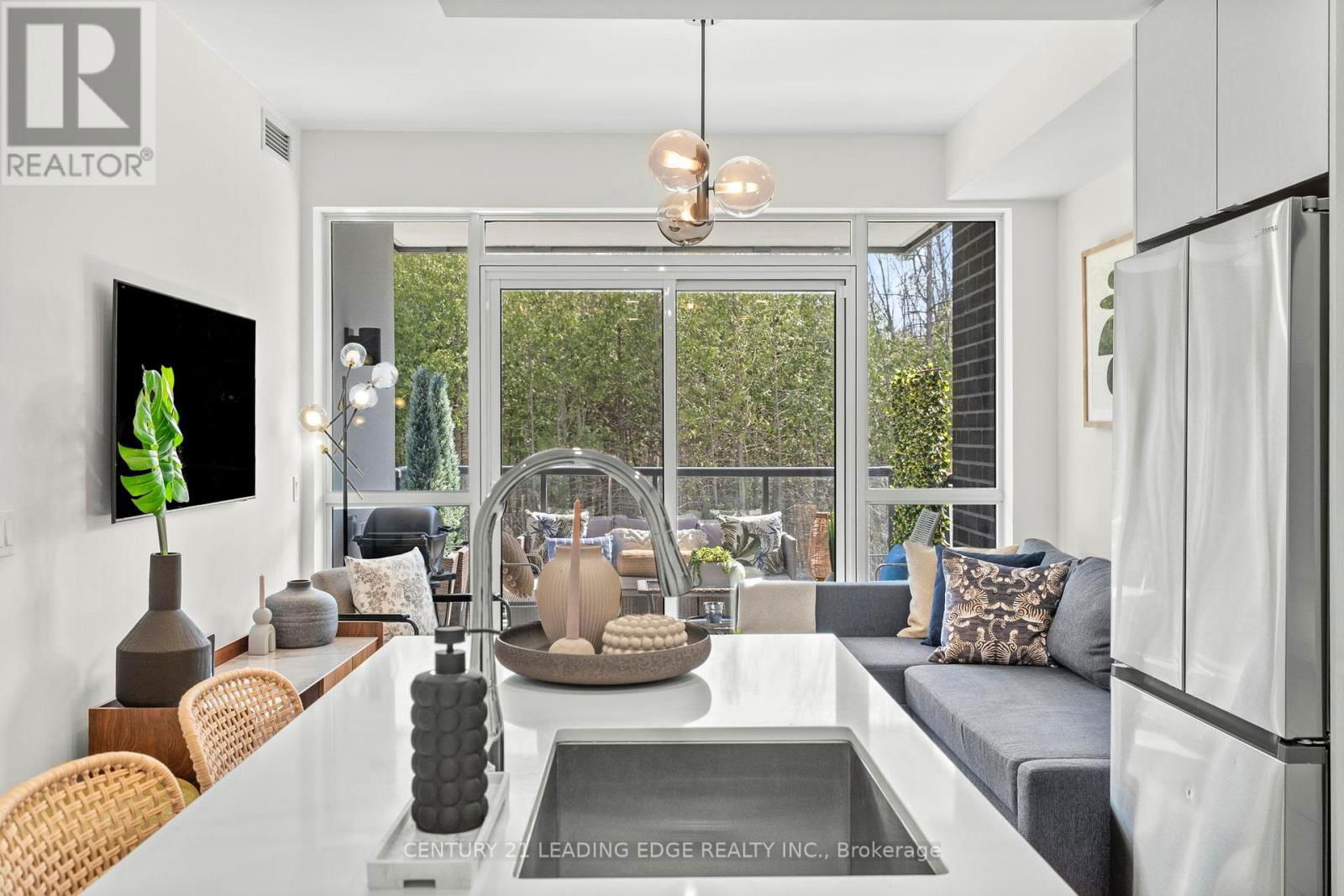 239 - 415 SEA RAY AVENUE Image 3