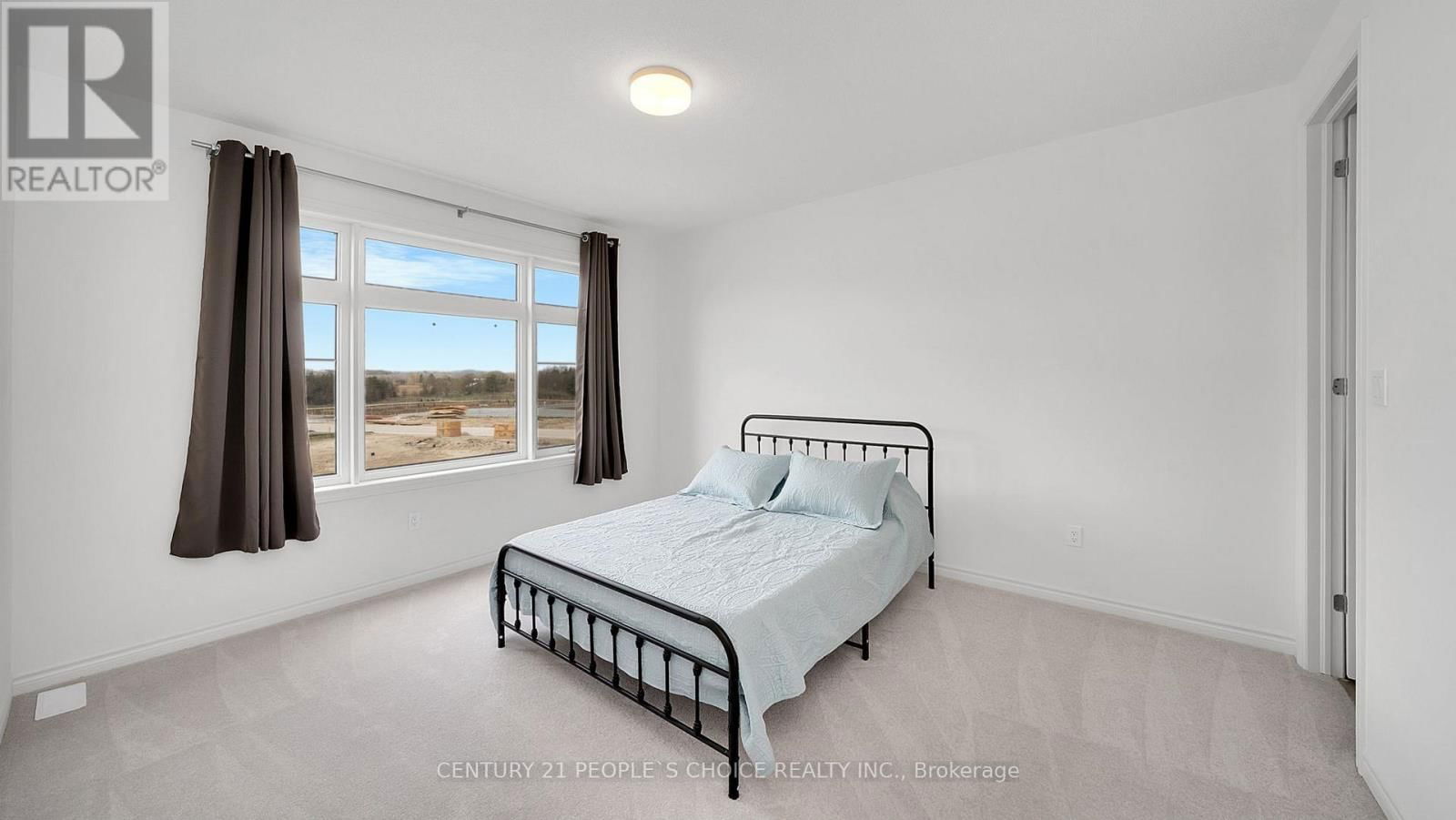 21 WINTERGREEN LANE Image 33