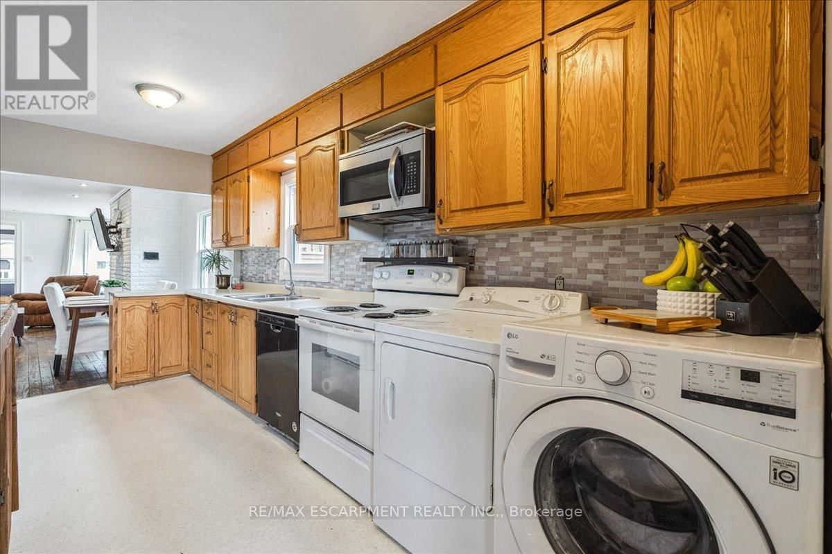 3938 ALGONQUIN AVENUE Image 12