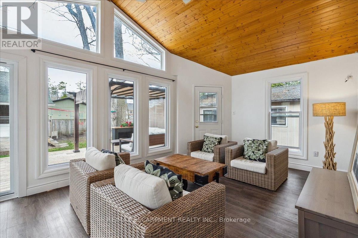 3938 ALGONQUIN AVENUE Image 13