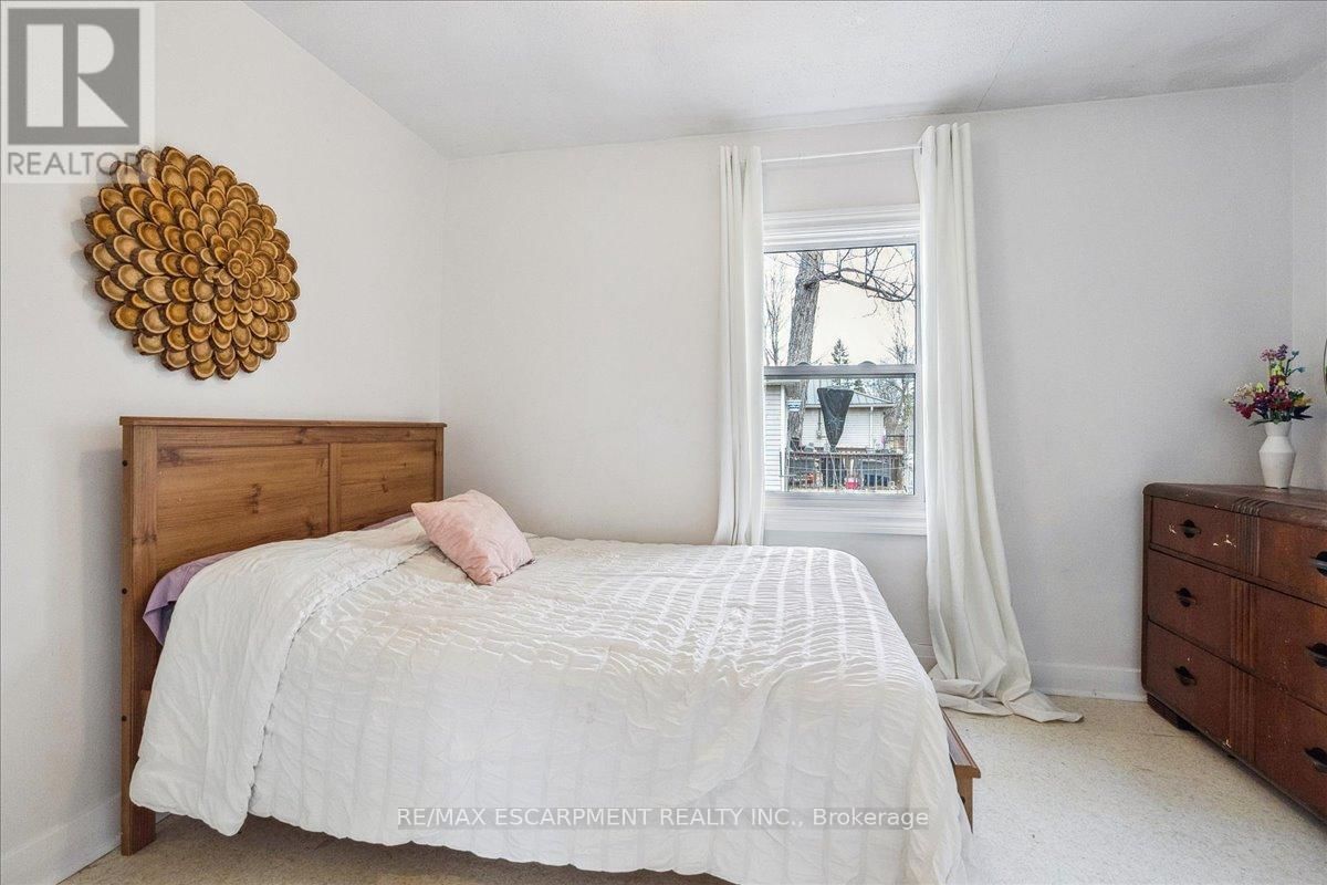 3938 ALGONQUIN AVENUE Image 18
