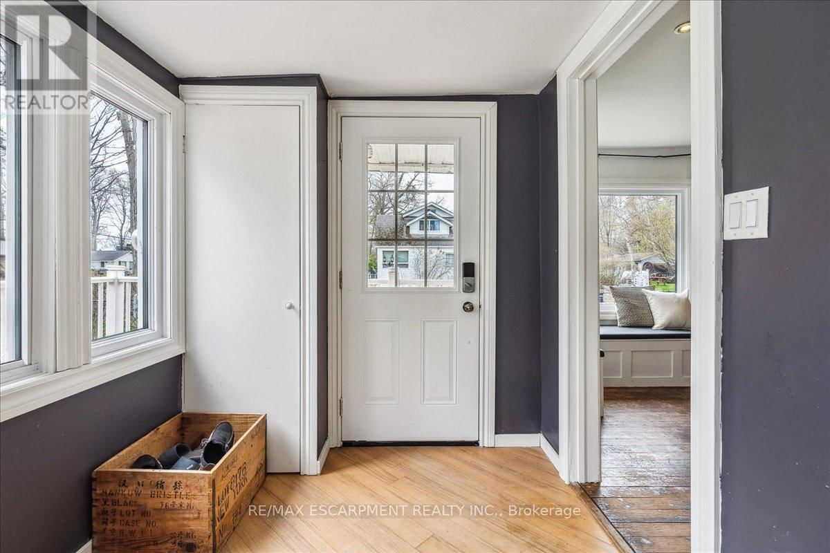 3938 ALGONQUIN AVENUE Image 3
