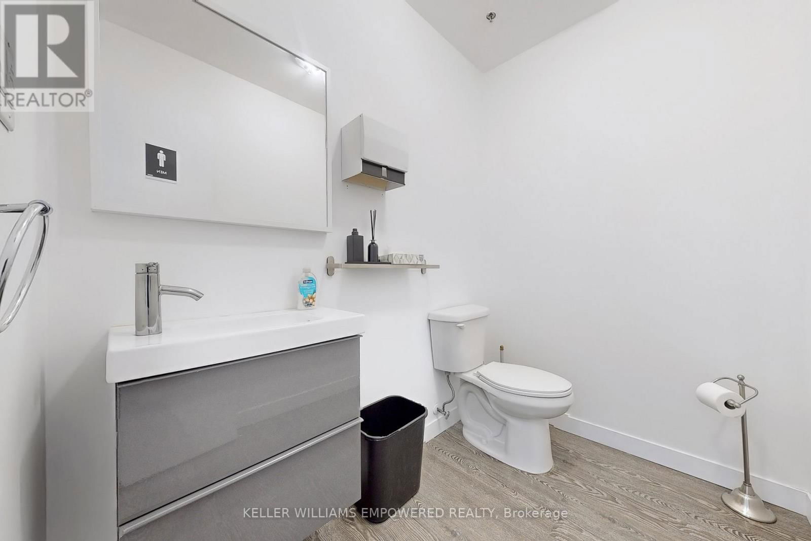 7 & 8 - 60 MARYCROFT AVENUE Image 33
