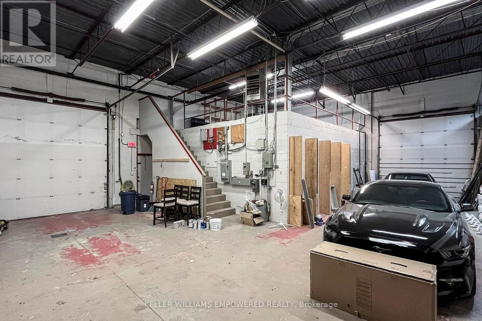 7 & 8 - 60 MARYCROFT AVENUE Image 38