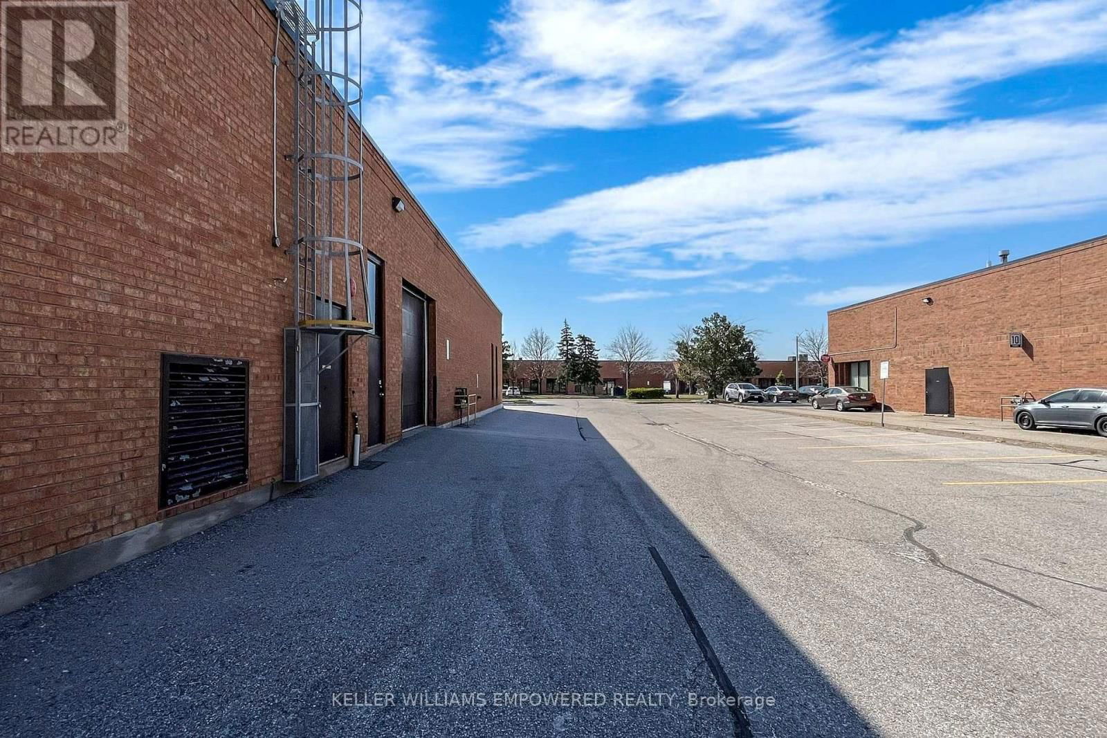 7 & 8 - 60 MARYCROFT AVENUE Image 7