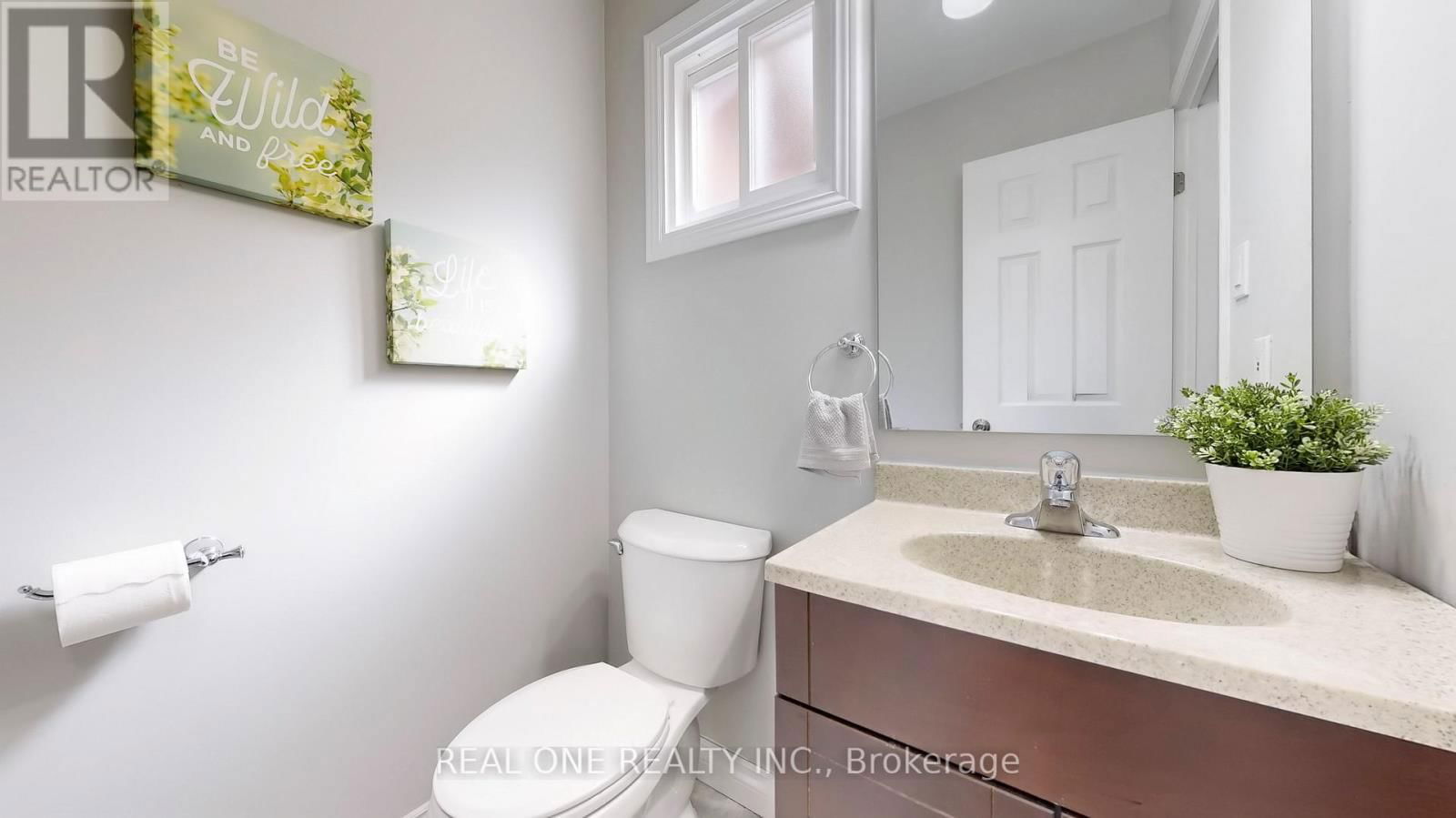 90 SPRAGG CIRCLE Image 15
