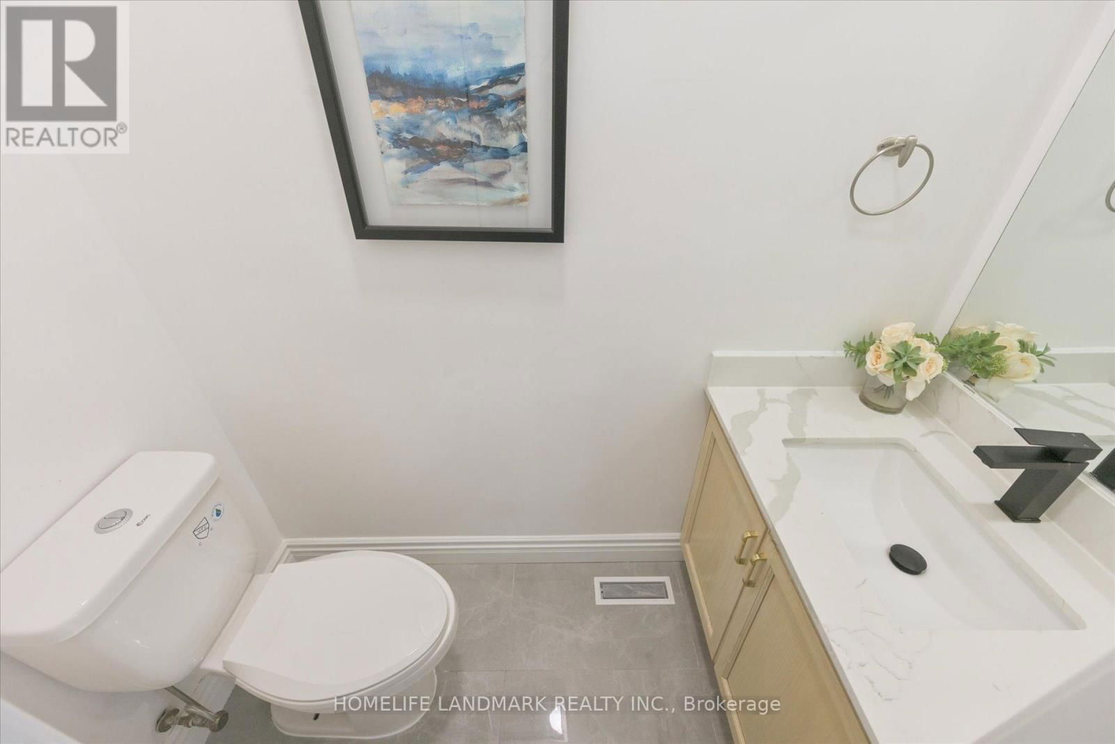 27 ALPINE CRESCENT Image 15