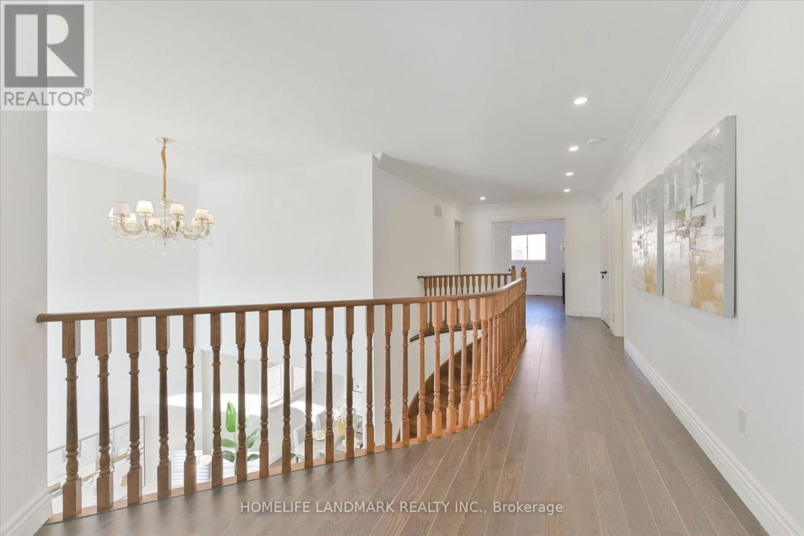27 ALPINE CRESCENT Image 22