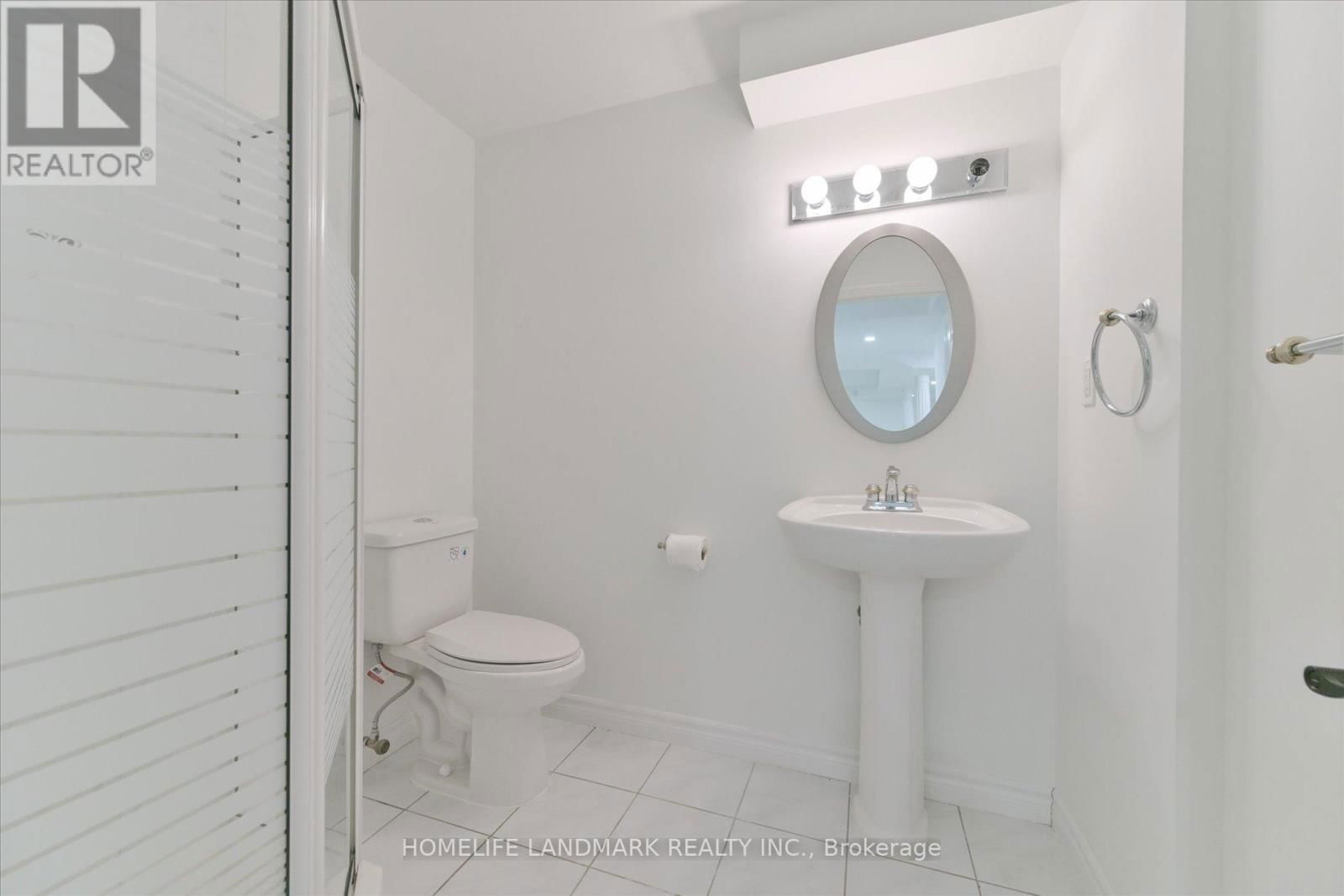 27 ALPINE CRESCENT Image 36