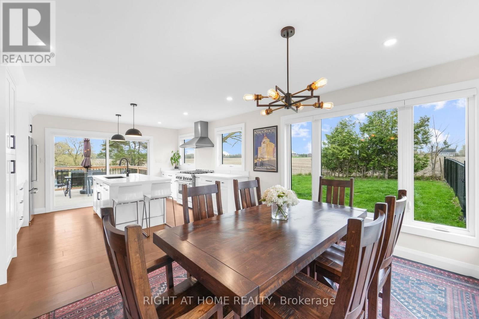 17083 WARDEN AVENUE Image 10