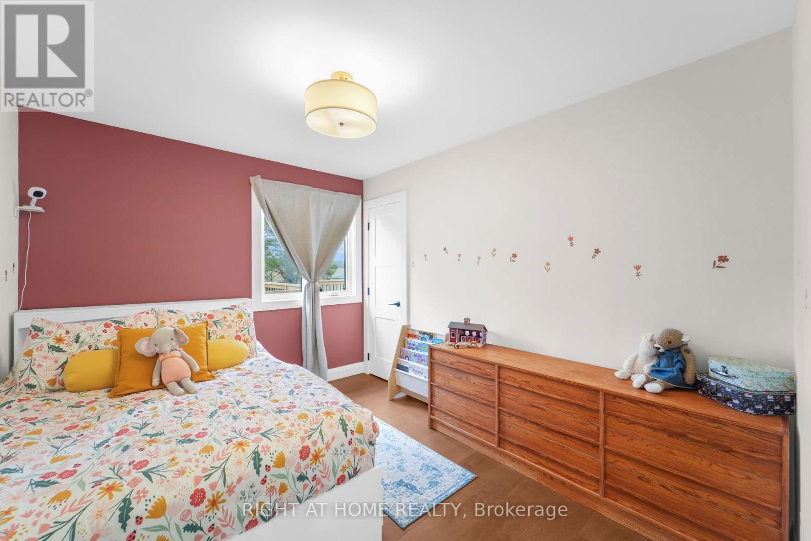 17083 WARDEN AVENUE Image 16