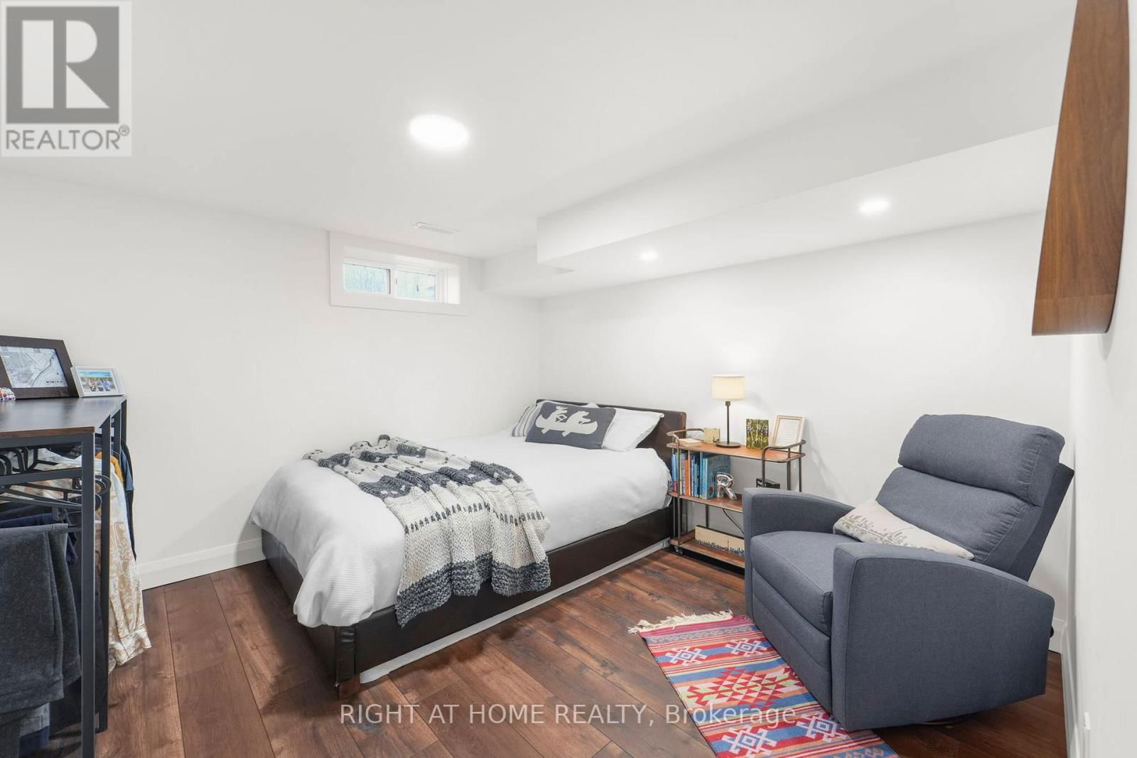 17083 WARDEN AVENUE Image 23