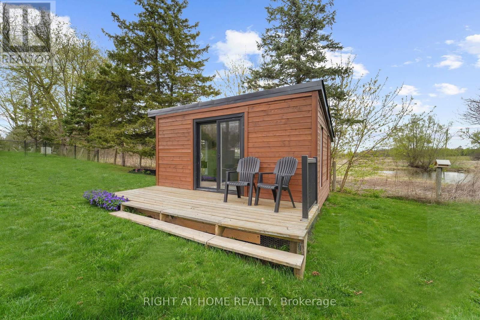 17083 WARDEN AVENUE Image 28