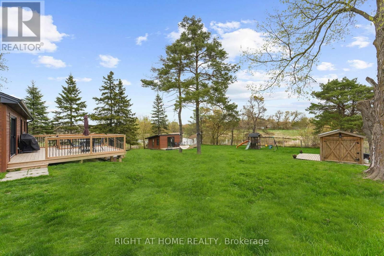 17083 WARDEN AVENUE Image 35