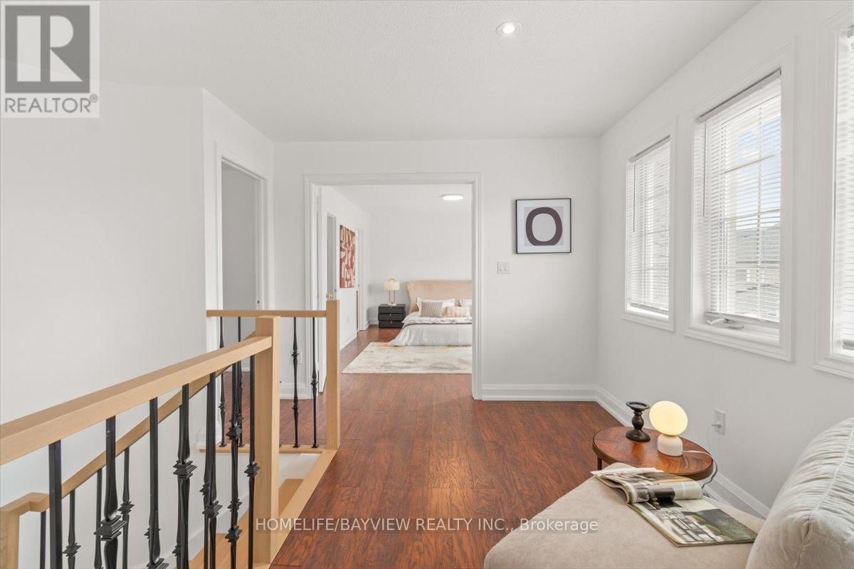 98 LENA DRIVE Image 22
