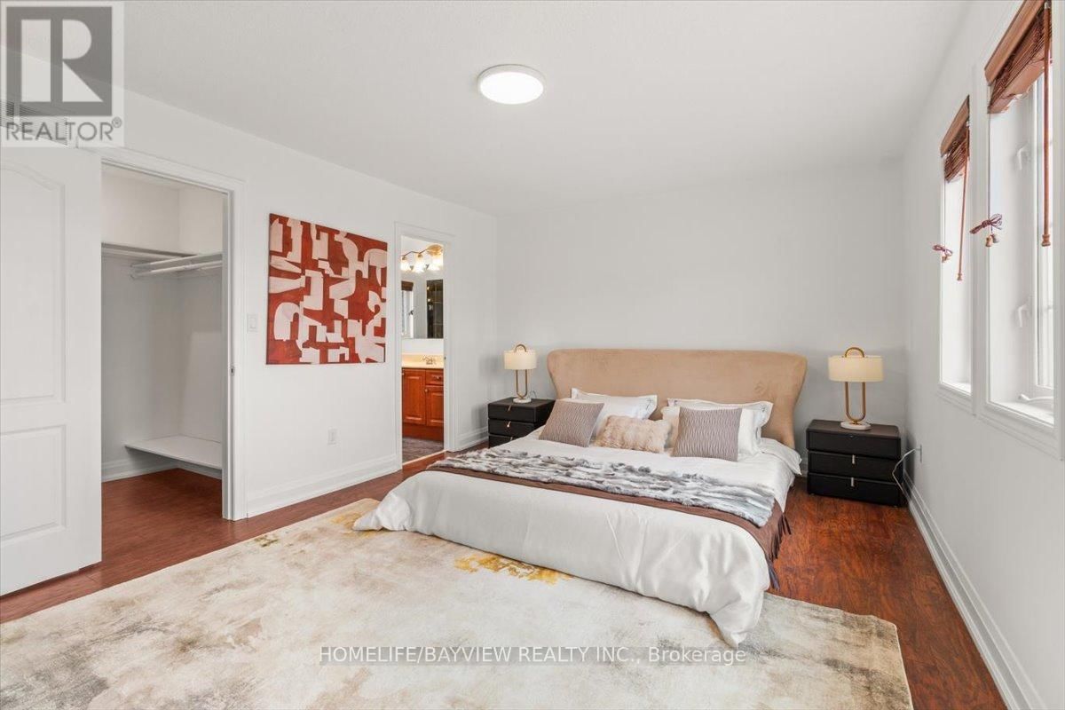 98 LENA DRIVE Image 23