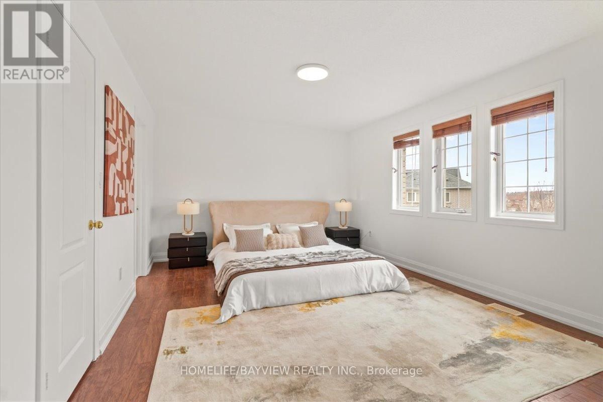 98 LENA DRIVE Image 24