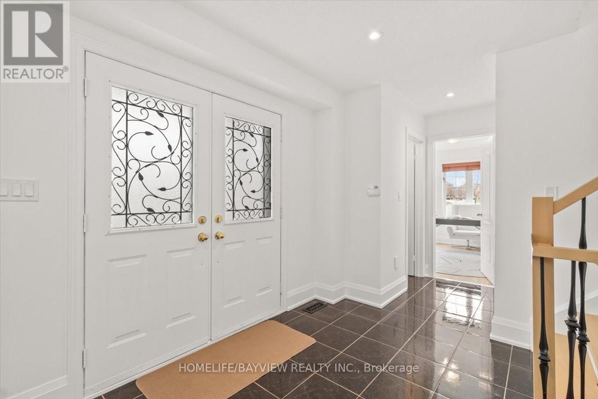 98 LENA DRIVE Image 3