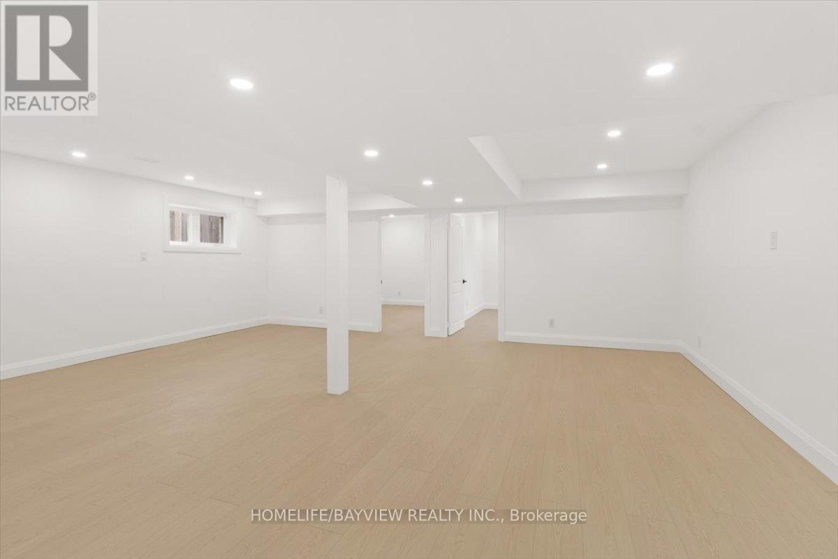 98 LENA DRIVE Image 35