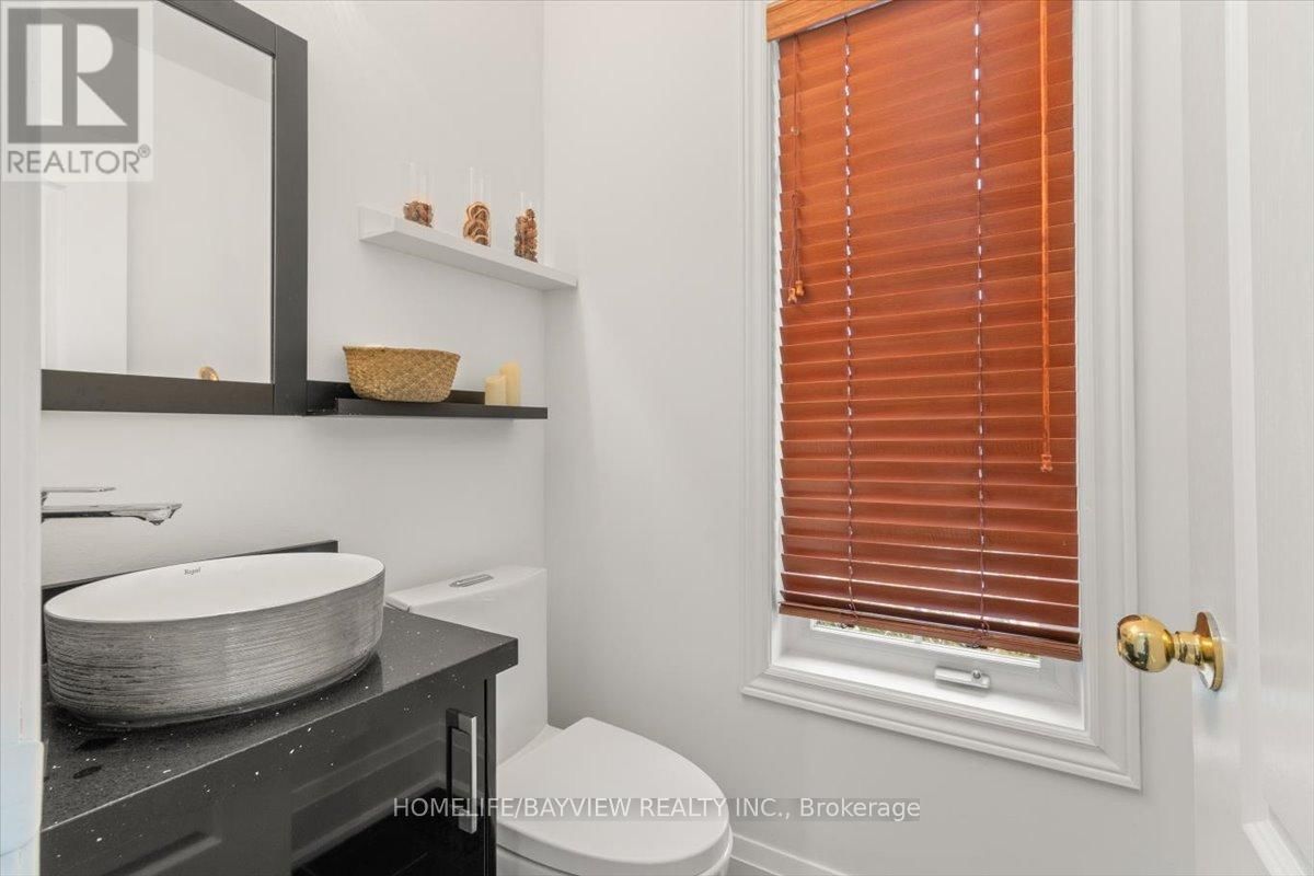 98 LENA DRIVE Image 5