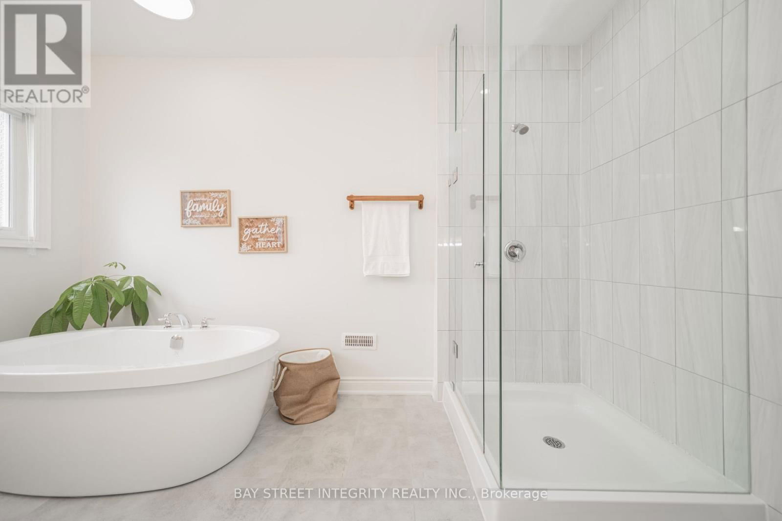 147 PRAIRIE ROSE DRIVE Image 22