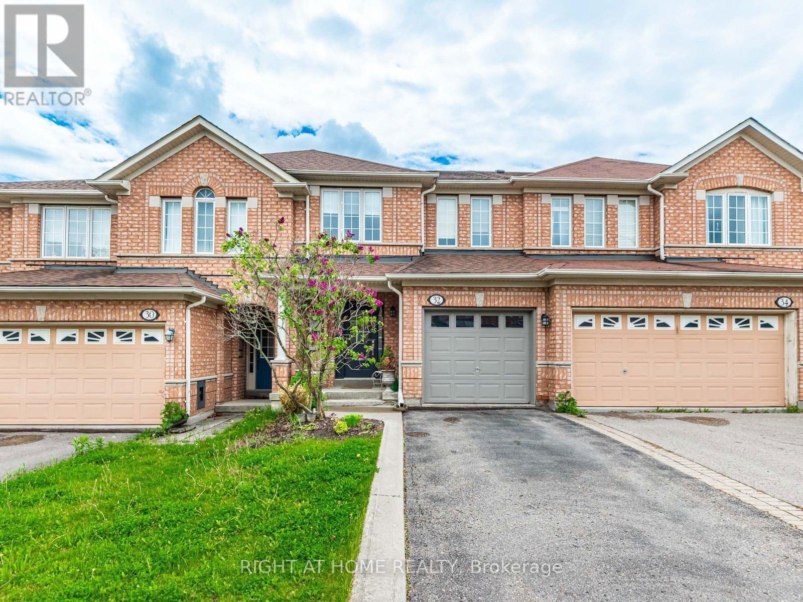 32 MILLCLIFF CIRCLE Image 1